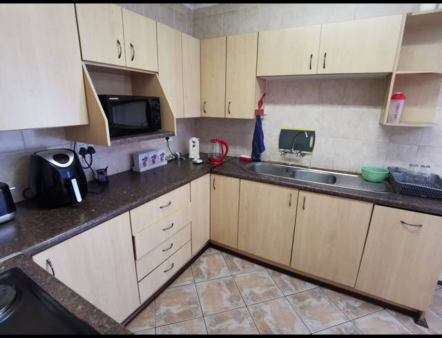 1 BEDROOM SIMPLEX FOR SALE IN VAN DYK PARK